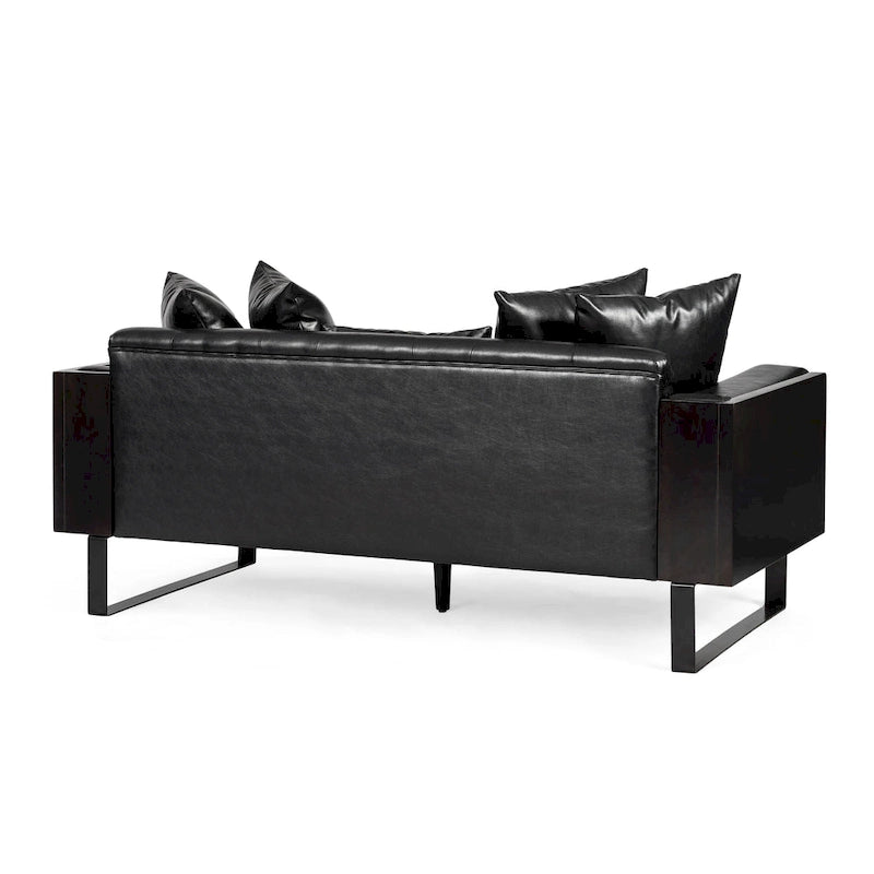 Brązowa sofa 3-osobowa z imitacji skóry z poduszkami ozdobnymi i czarną metalową podstawą