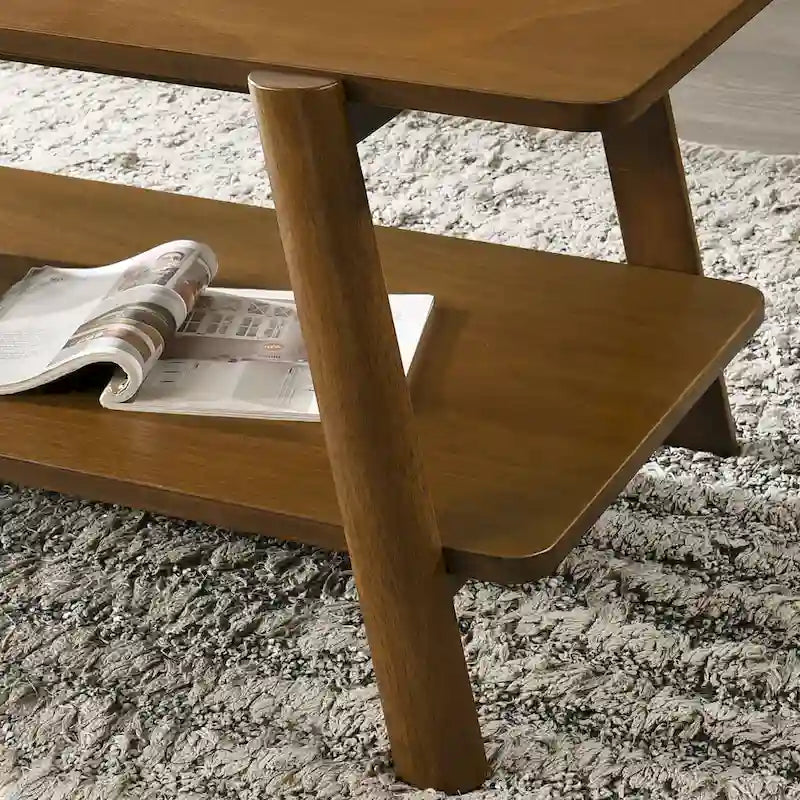 Nowoczesny stolik końcowy z drewnianą półką w stylu Mid-Century