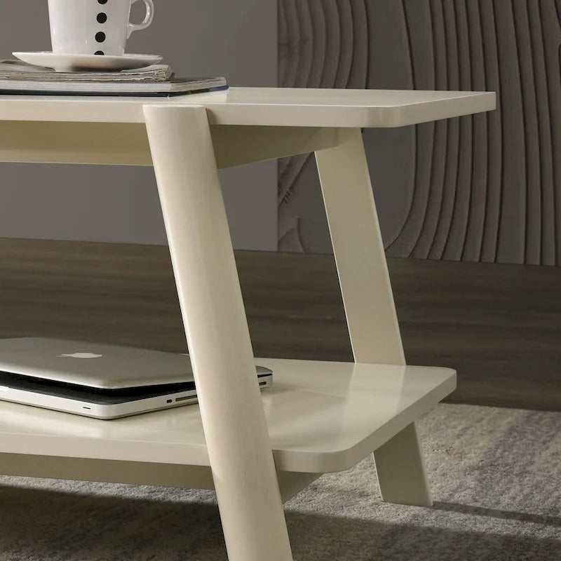 Nowoczesny stolik końcowy z drewnianą półką w stylu Mid-Century