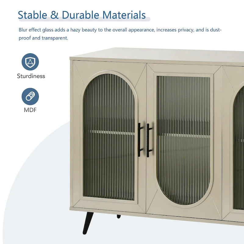 Biała czterodrzwiowa szafka akcentowa z przeszklonymi drzwiami łukowymi i złotymi nóżkami